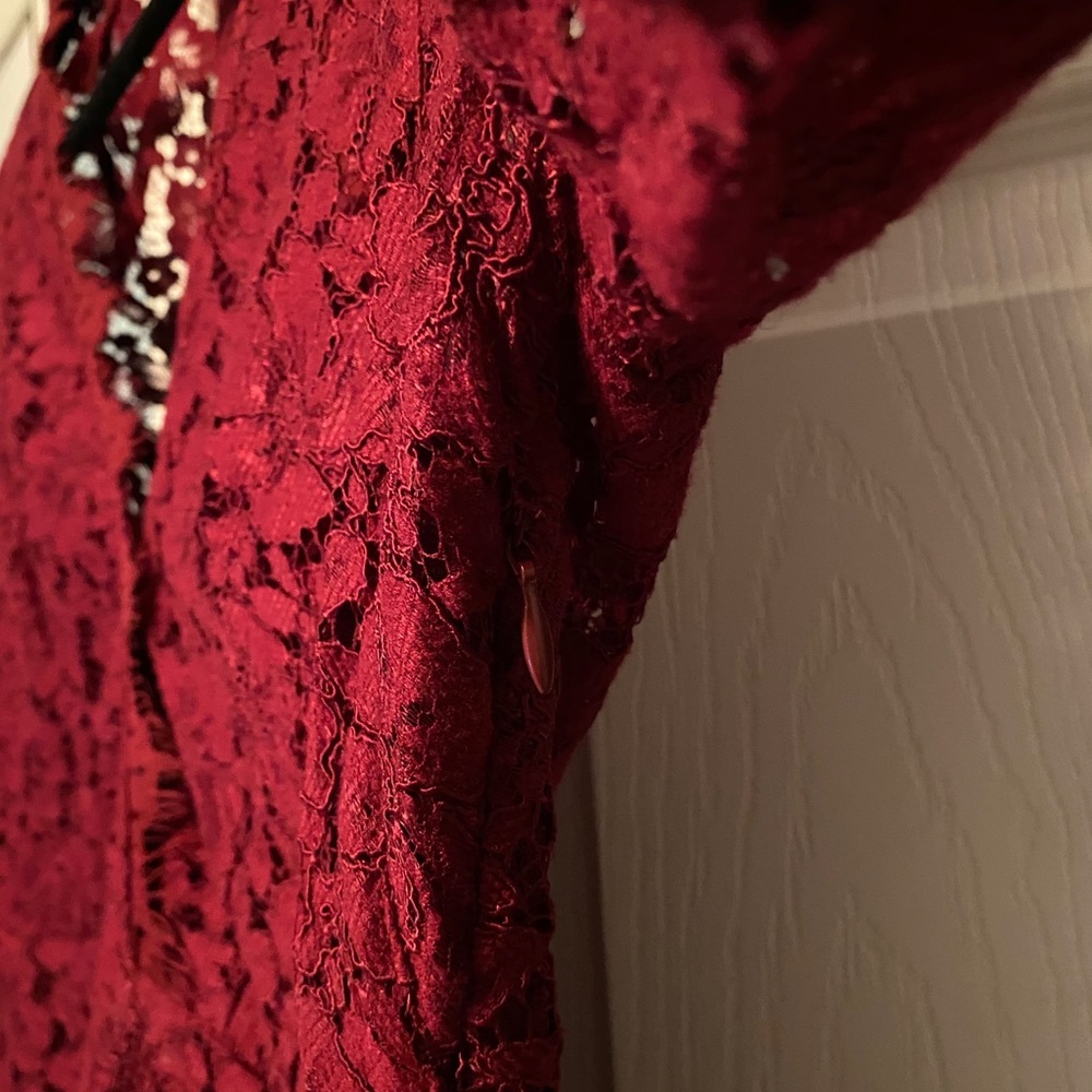 Wayf Maroon Dress - Picture 4 of 5